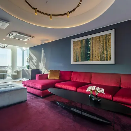 Radisson Collection Hotel, Hotel 5*