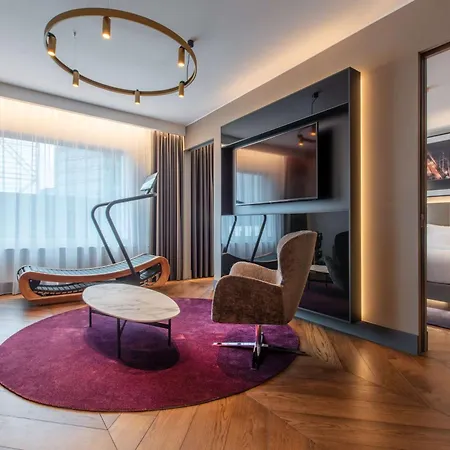 Radisson Collection Hotel, Hotel 5*