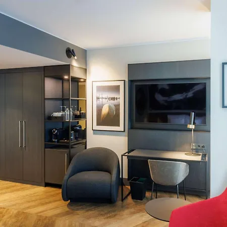 Radisson Collection Hotel, Hotel Reval