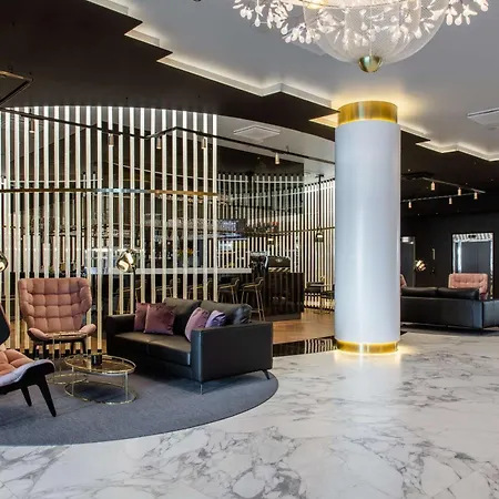 Radisson Collection Hotel, Hotel