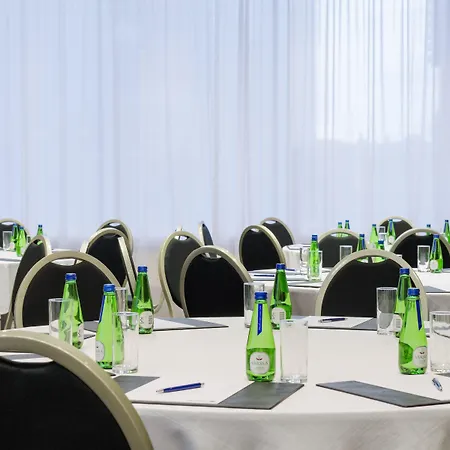 Radisson Collection Hotel, Hotel