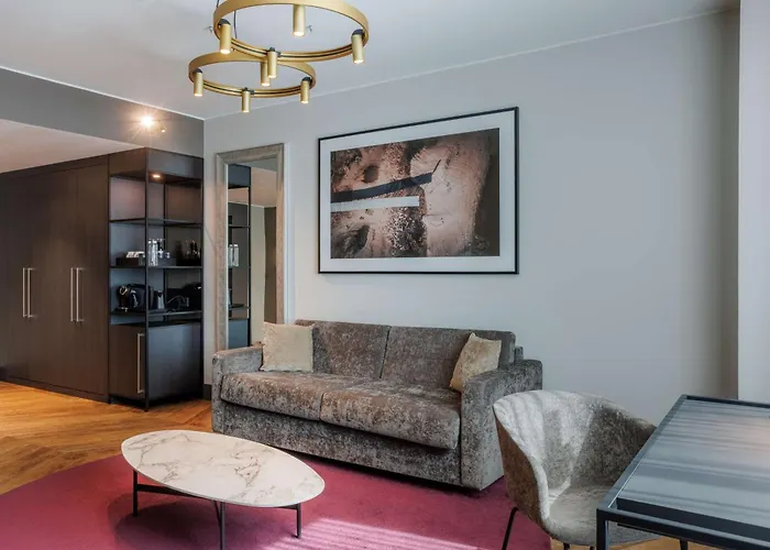 Radisson Collection Hotel, Hotel