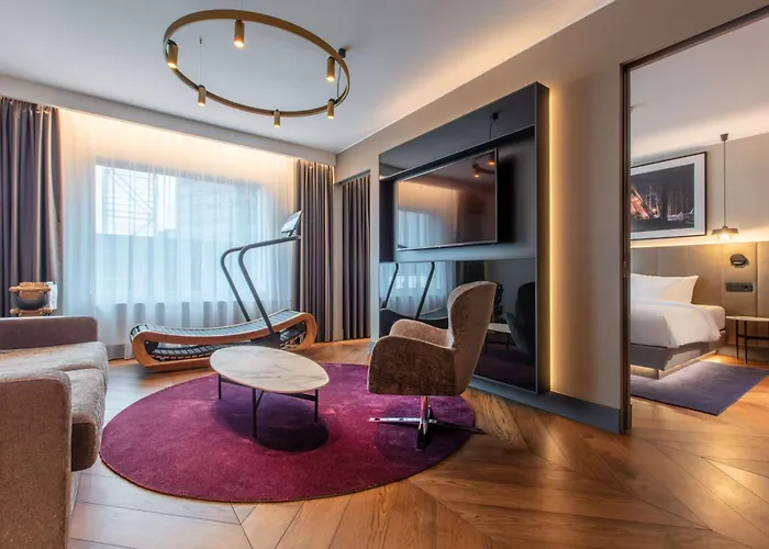 Radisson Collection Hotel, Отель 5*